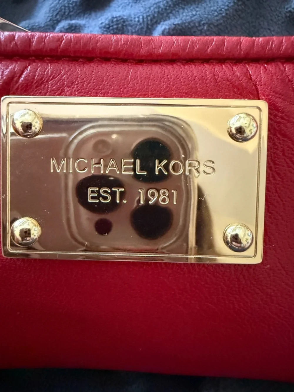 Michael Kors Red Leather Key Pouch with Gold Plaque - Picture 2 of 4